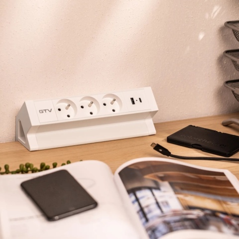 Gniazdo meblowe Basco z mocowaniem USB A+C, kabel 1,5m - białe