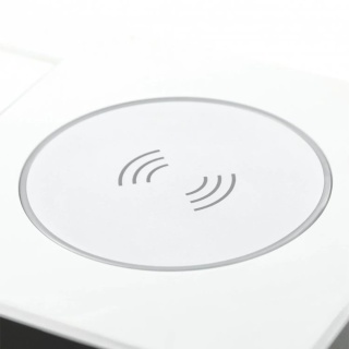 Gniazdo wpuszczane chowane w blat AVARO PLUS z USB Białe GTV