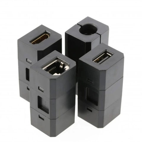 Gniazdo wpuszczane chowane w blat CHARGER PLUS Czarne GTV