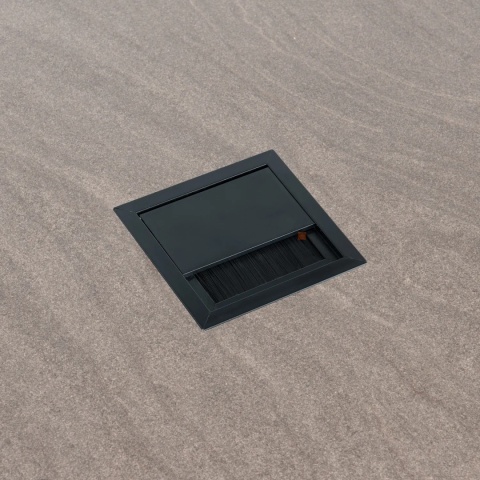 Przepust kablowy aluminiowy kwadratowy 80x80mm Czarny