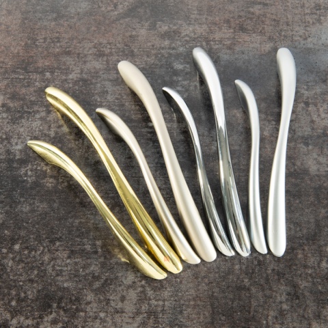 Uchwyt meblowy do szafek LCK-08 rozstaw 128mm Chrom LEBA