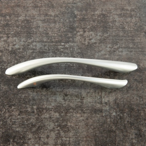 Uchwyt meblowy do szafek LCK-08 rozstaw 96mm Mat LEBA