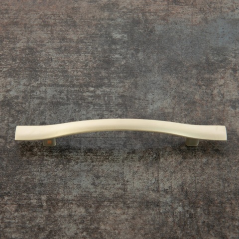 Uchwyt meblowy do szafek LCK-15 rozstaw 96mm Satyna LEBA