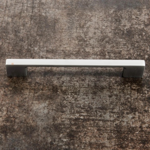 Uchwyt meblowy do szafek LCK-165 rozstaw 128mm Mat LEBA