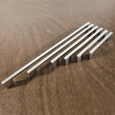 Uchwyt meblowy do szafek LCK-165 rozstaw 192mm Mat LEBA