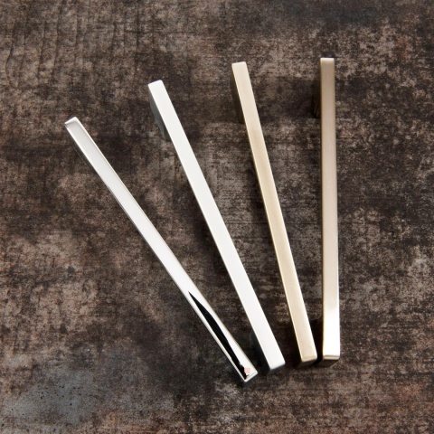 Uchwyt meblowy do szafek LCK-165 rozstaw 256mm Złoty szczotkowany LEBA