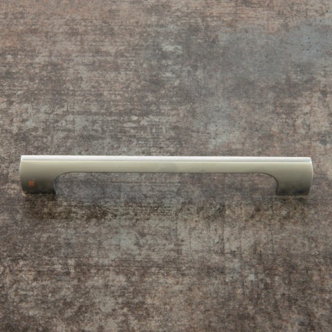 Uchwyt meblowy do szafek LCK-167 rozstaw 128mm Mat LEBA