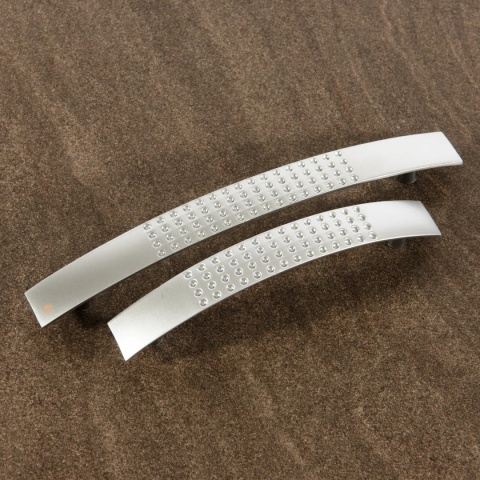 Uchwyt meblowy do szafek LCK-18 rozstaw 128mm Mat LEBA