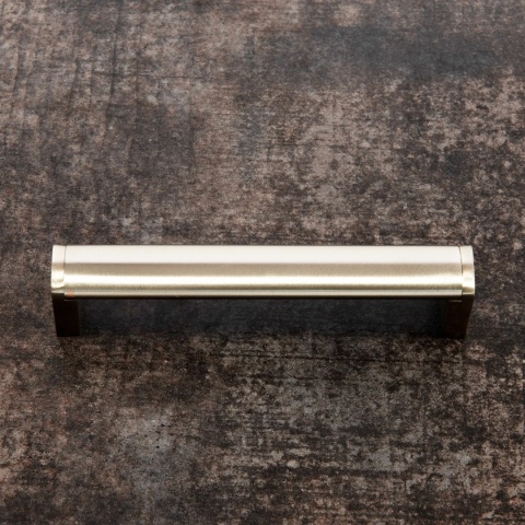 Uchwyt meblowy do szafek LCK-180 rozstaw 416mm Inox