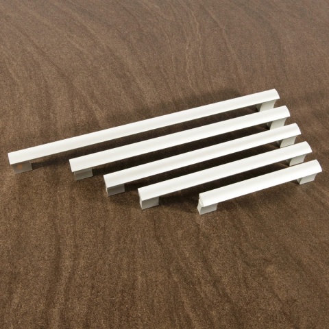 Uchwyt meblowy do szafek LCK-311 rozstaw 320mm Aluminium LEBA