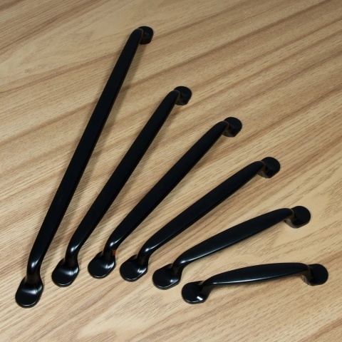 Uchwyt meblowy do szafek LCK-69 rozstaw 128mm Czarny LEBA