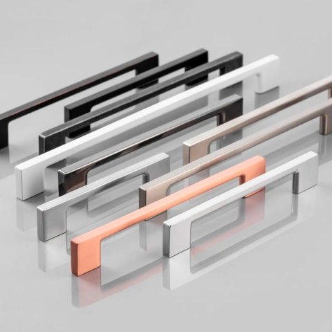 Uchwyt meblowy do szafek UZ-819 rozstaw 192mm Mosiądz GTV