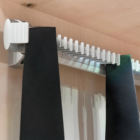 Wysuwany wieszak na krawaty do szafy garderoby EMUCA