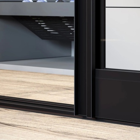 Listwa dolna 18/4mm L-300 Czarny