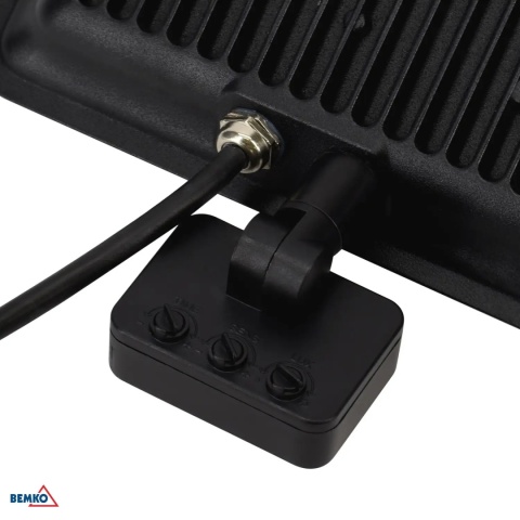 Halogen Naświetlacz LED przenośny LOFOT 20W biały zimny z czujnikiem ruchu BEMKO