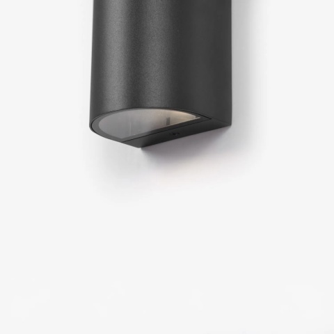 Klasyczny kinkiet elewacyjny, na dwie żarówki K-8209 z serii PRIMA