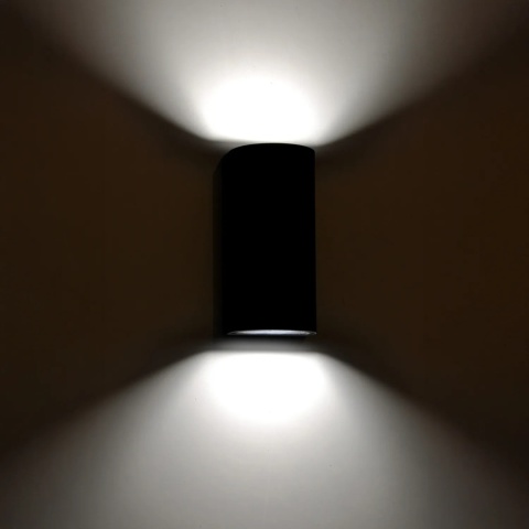 Klasyczny kinkiet elewacyjny, na dwie żarówki K-8209 z serii PRIMA