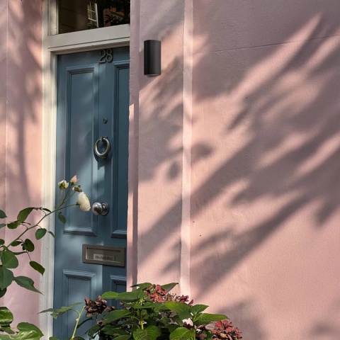 Klasyczny kinkiet elewacyjny, na dwie żarówki K-8209 z serii PRIMA