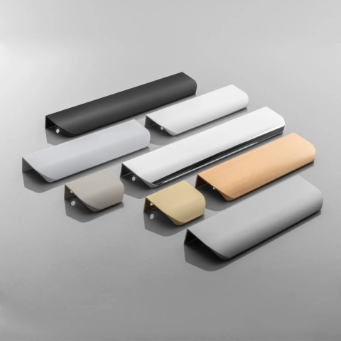 Uchwyt meblowy krawędziowy GTV HEXA, C=96 mm, L=150 mm – KASZMIR